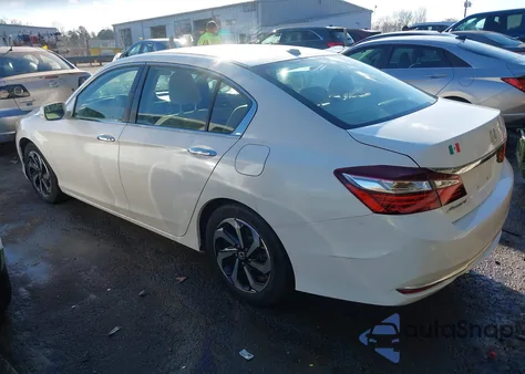 2017 Honda Accord Ex z USA, uszkodzony, nr VIN 1HGCR2F79HA118106